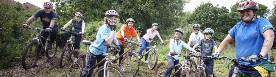 Trabajo en campamentos niños Reino Unido