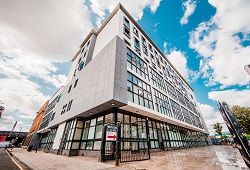 ¿A quién va dirigido? en Programa de Estudio y Trabajo en Londres