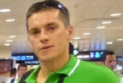 Monitores en Jóvenes en Toronto (Canadá) con monitor