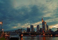 Mundoidiomas en Jóvenes alemán en Frankfurt (Alemania) sin monitor