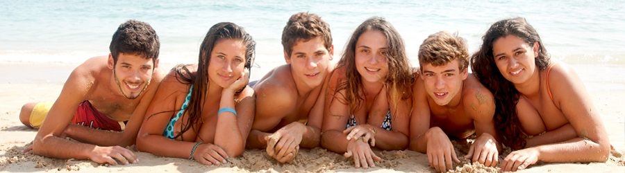 Jóvenes en San Diego (EEUU) con monitor